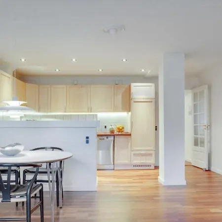 דירה City Apartment